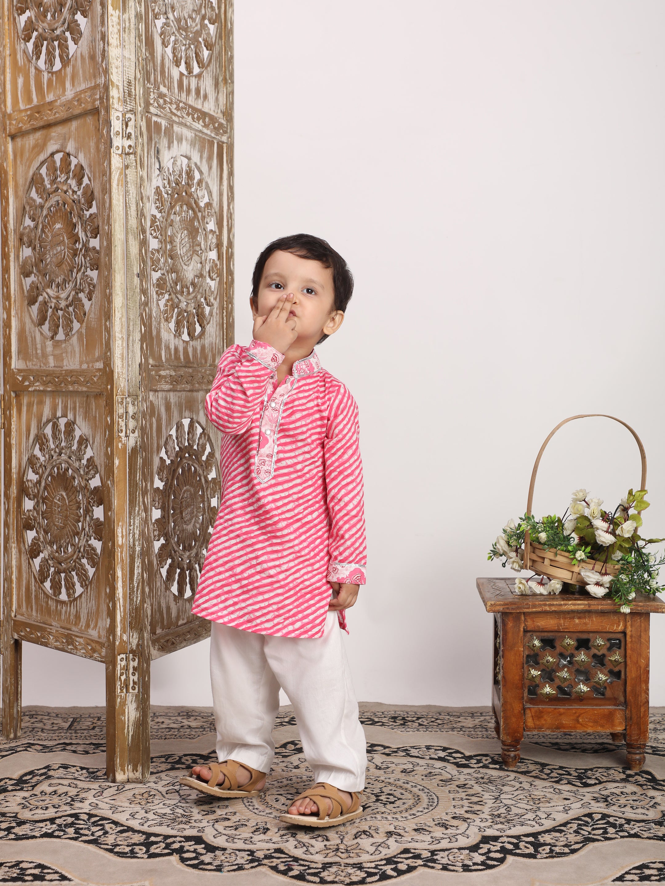 Leheriya cotton kurta and pajama set-Pink