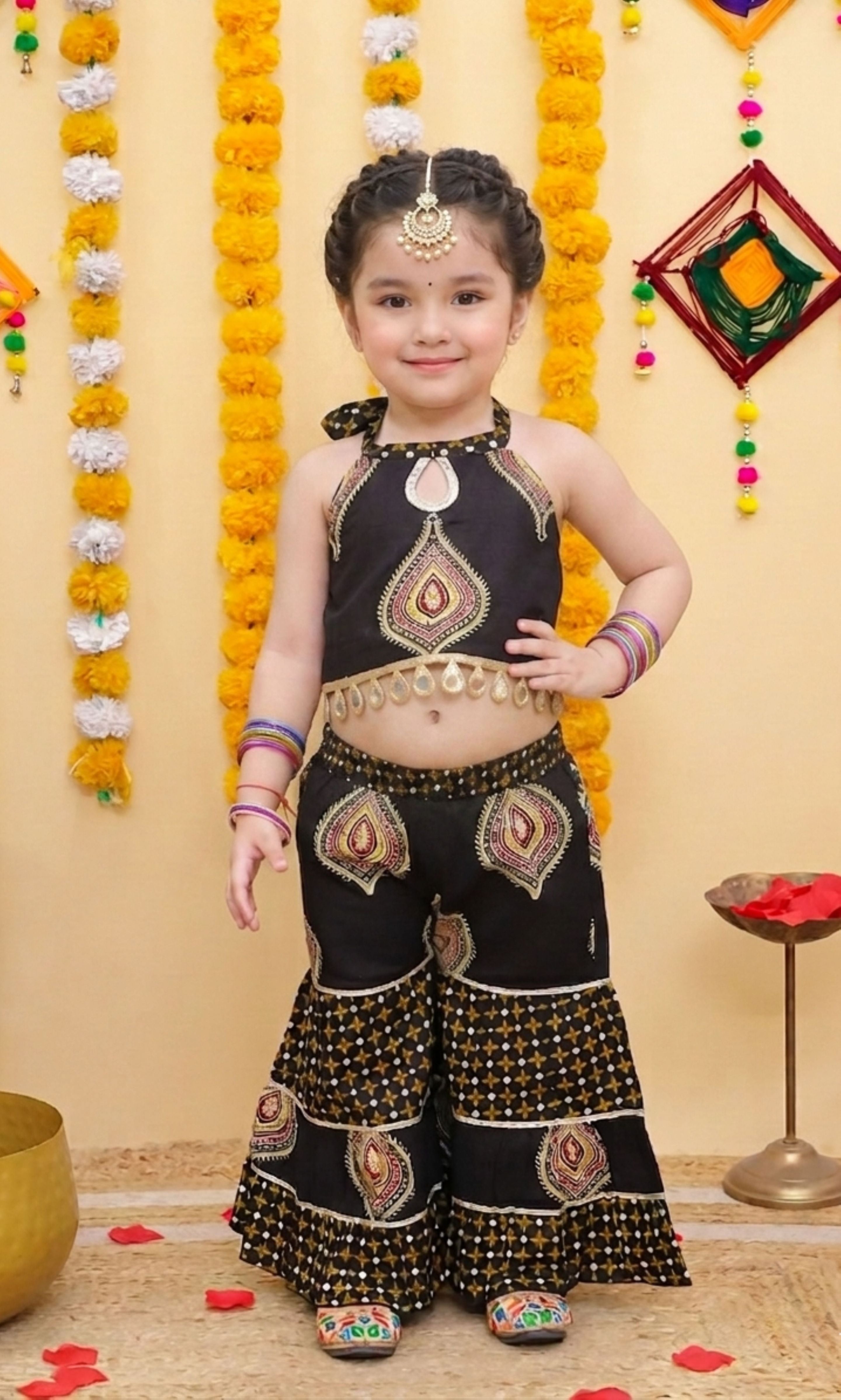 Printed halter neck top and Sharara set-Tblckleafsh