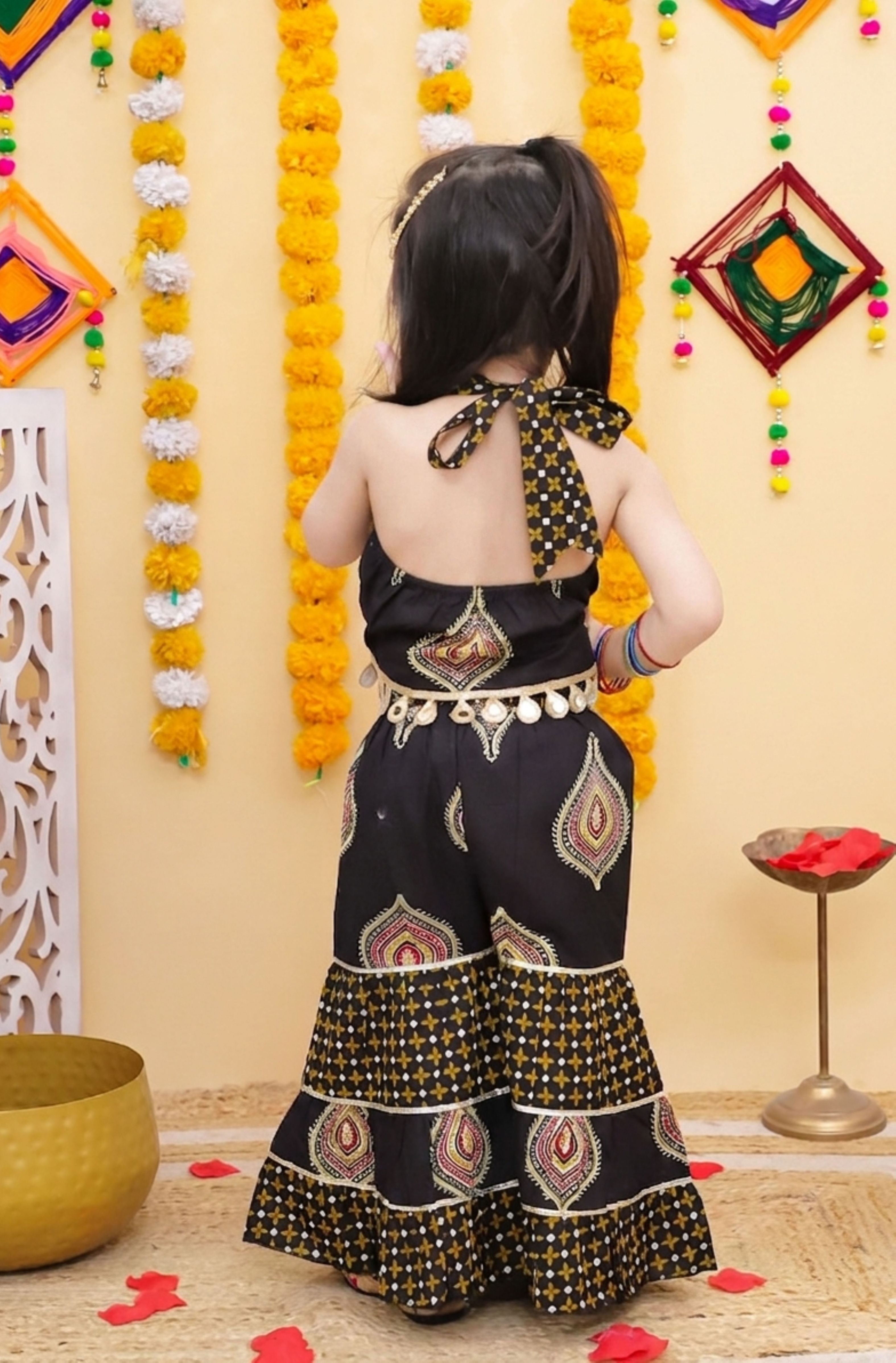 Printed halter neck top and Sharara set-Tblckleafsh