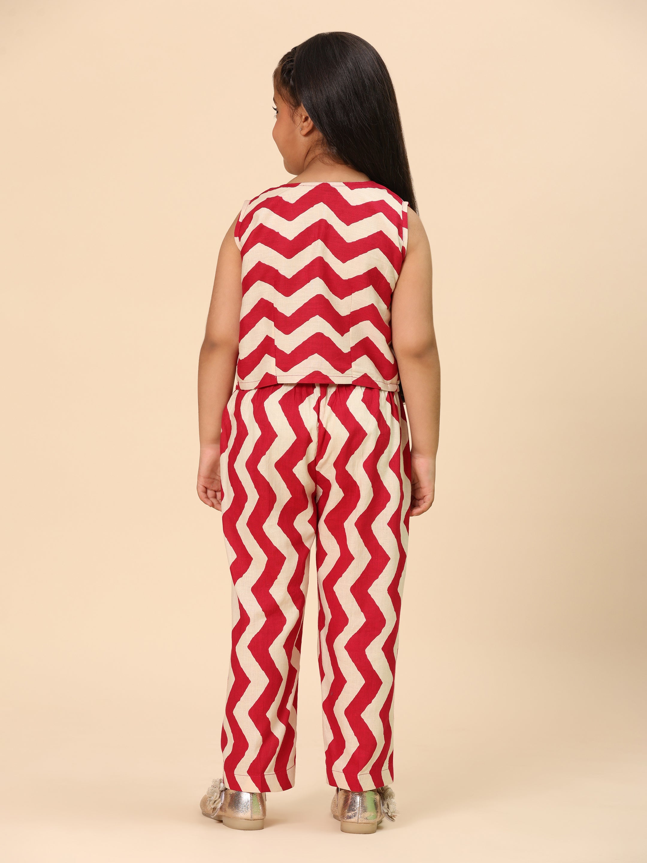 cotton co-ordset with short top and pant