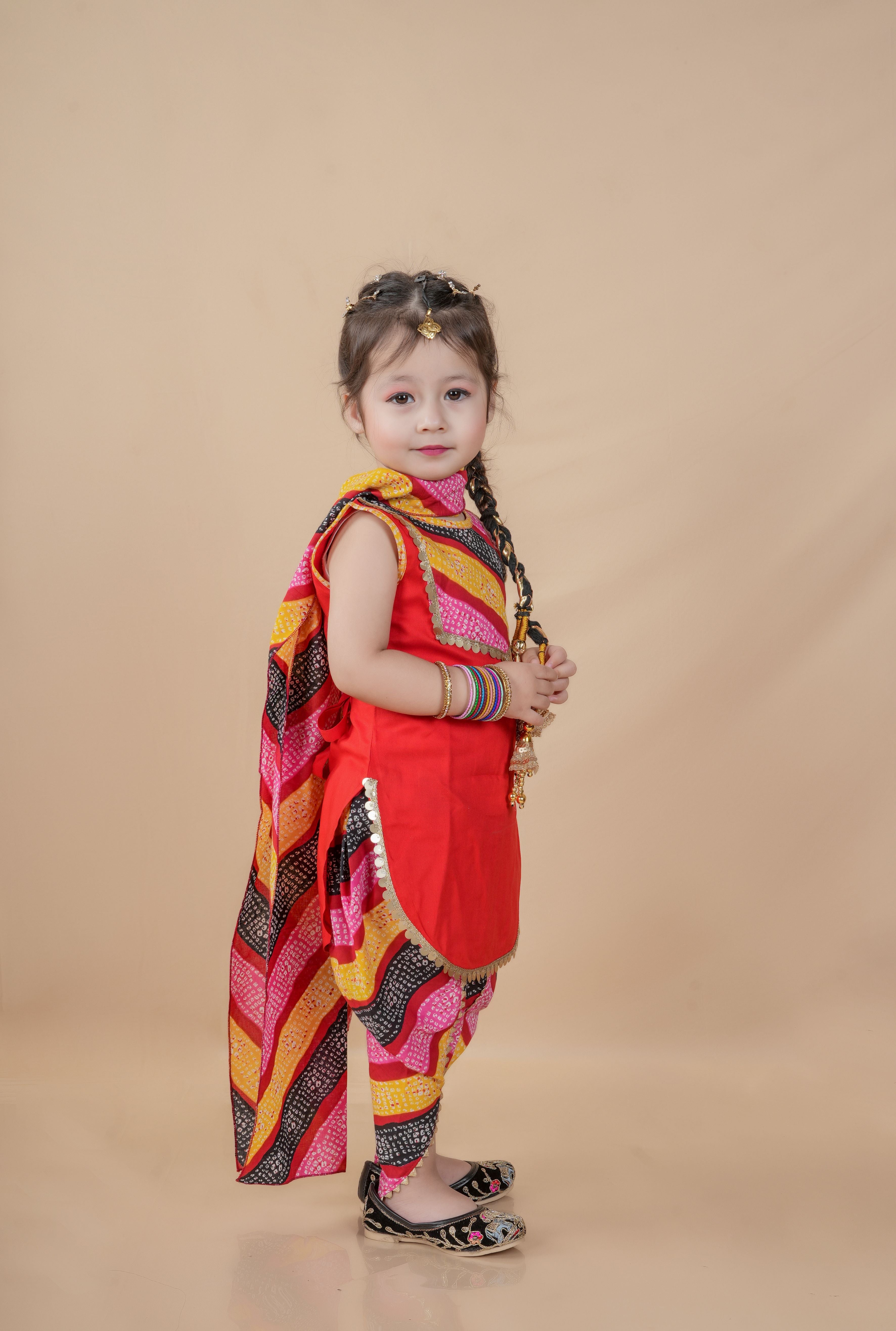 cotton sleeves Kurti with leheriya dhoti -Red