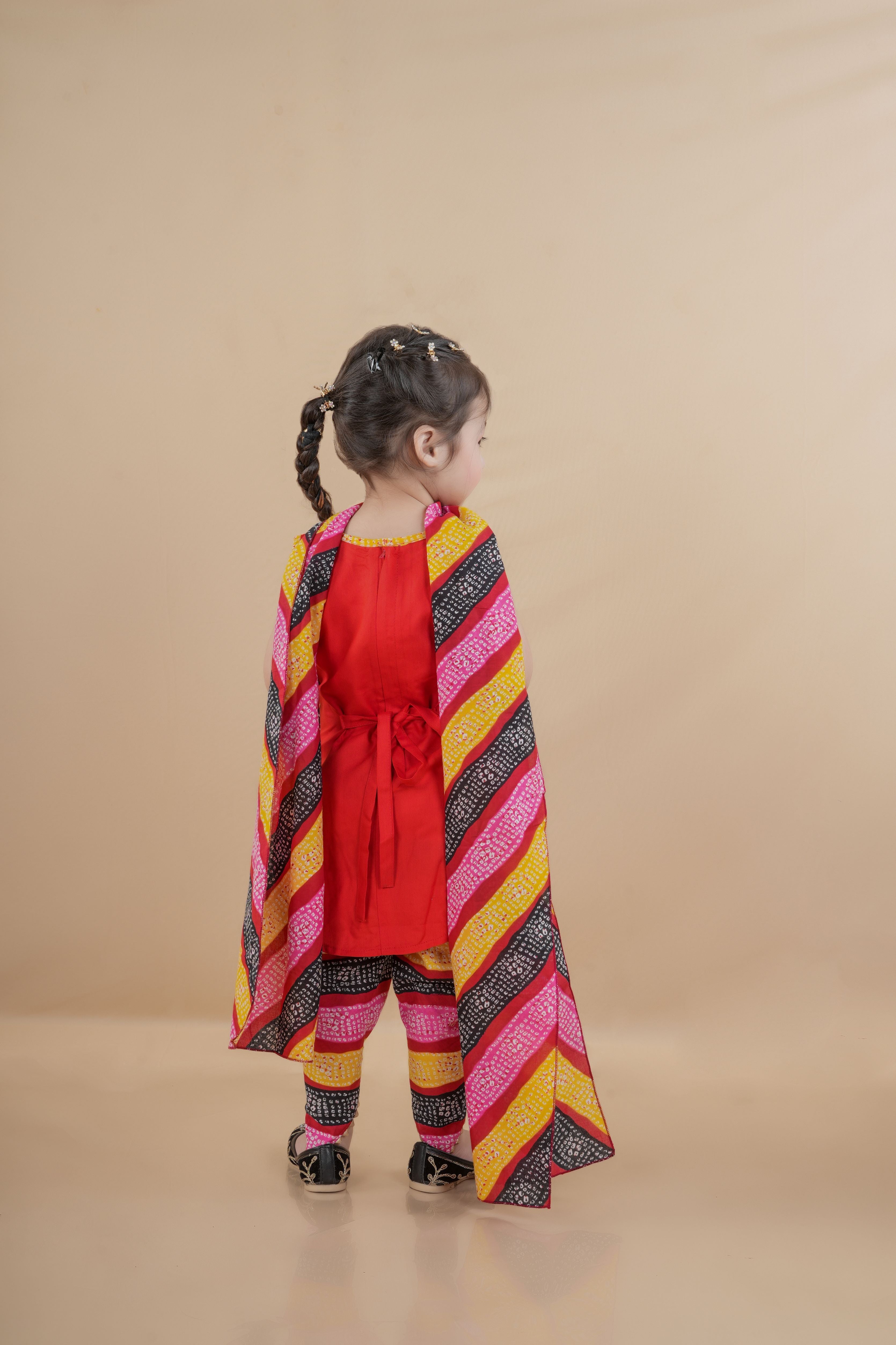 cotton sleeves Kurti with leheriya dhoti -Red