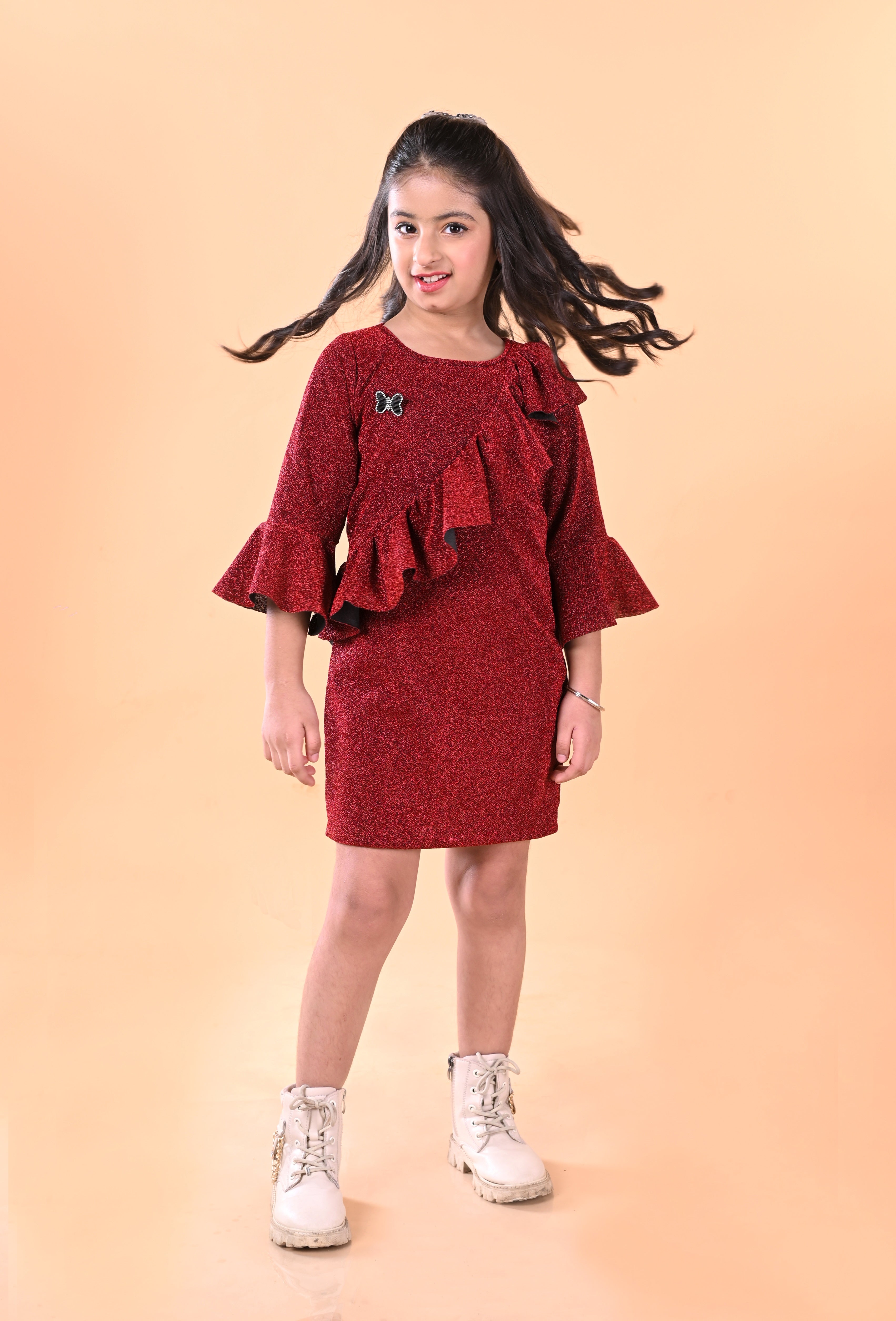 Comfortable and stylish knee length midi-T-REDMIDI