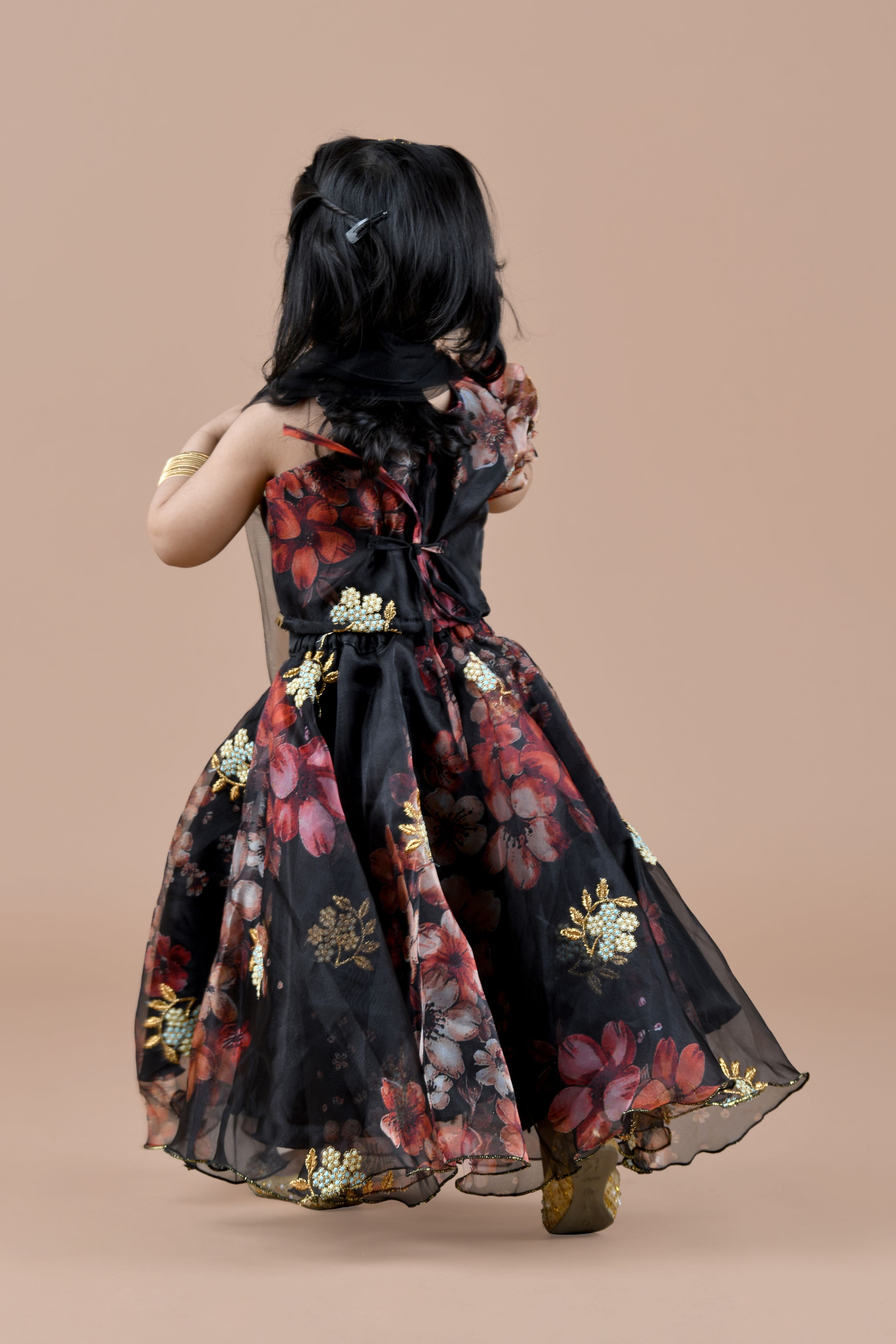 Floral Print lehenga choli and dupatta set- Black